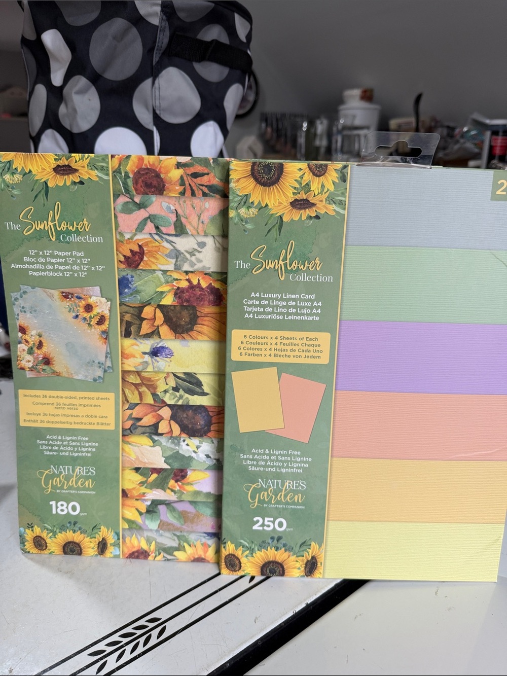 Crafters Companion The Sunflower Collection Paper Pad & Luxury Linen Card